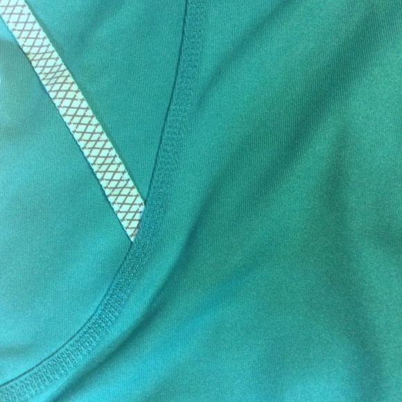 ⭐️ Old Navy Teal Active Wear 3/4 Zip Hoodie with Pockets - Picture 7 of 13